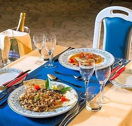 Ristorante Il Vascello 穆拉沃拉
